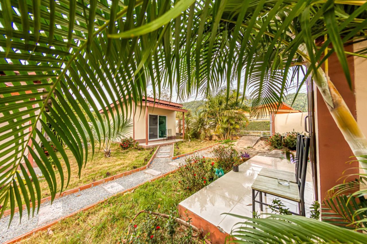 The Travelers Friend Hotel Ban Ai Dao Exterior photo