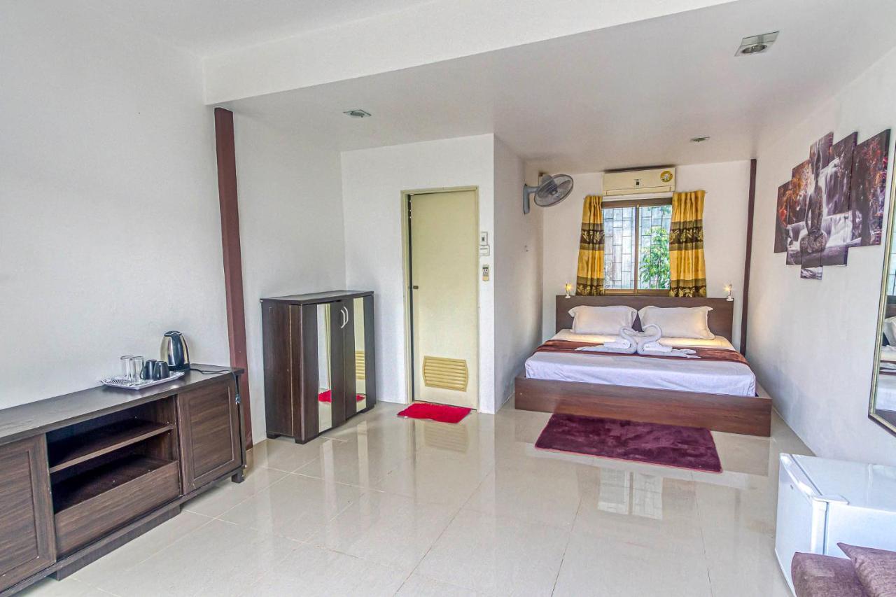 The Travelers Friend Hotel Ban Ai Dao Exterior photo