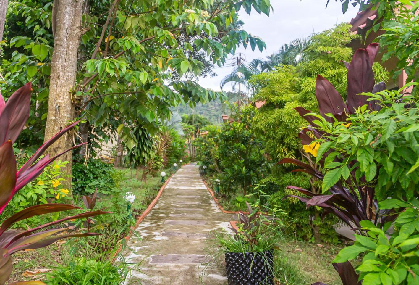 The Travelers Friend Hotel Ban Ai Dao Exterior photo